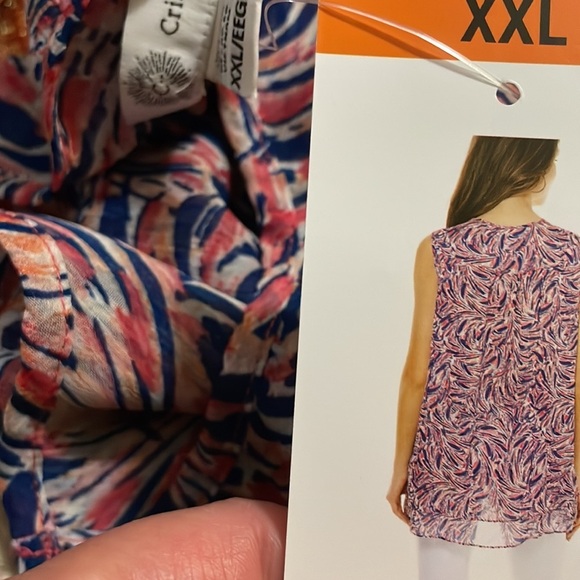 - - Woman’s Cristina B tops - Picture 2 of 2